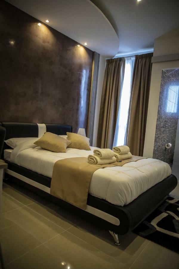 The Pearl Luxury Guest House St. Paul's Bay Buitenkant foto