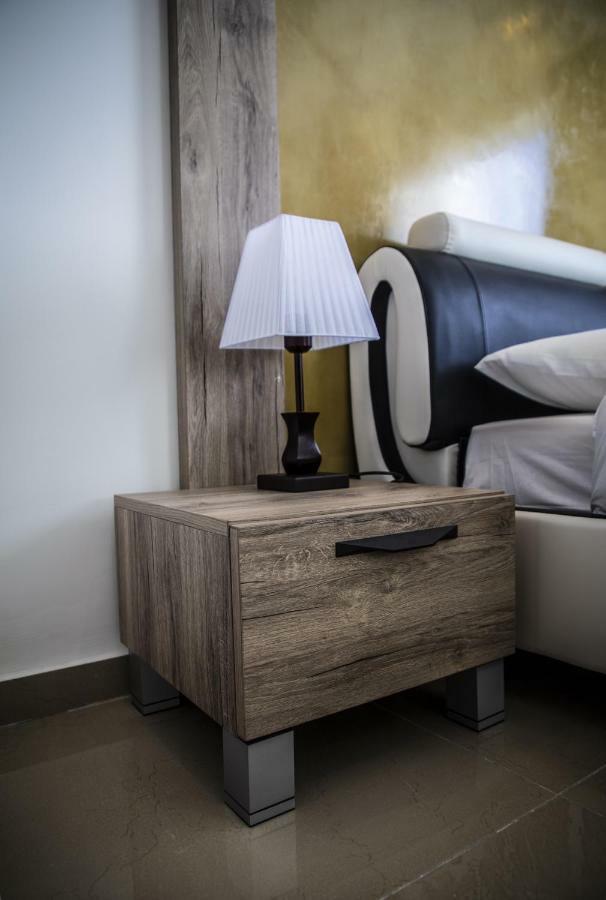 The Pearl Luxury Guest House St. Paul's Bay Buitenkant foto