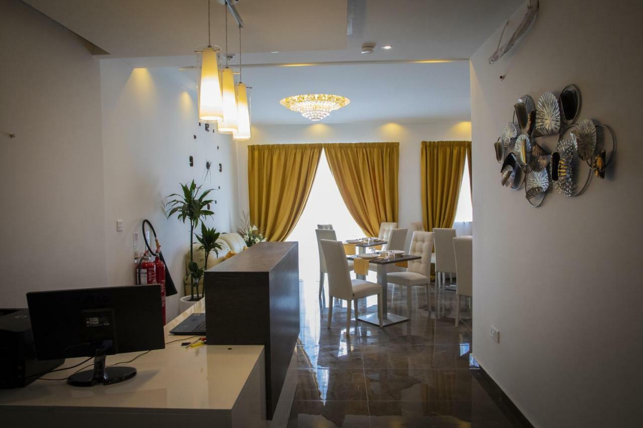 The Pearl Luxury Guest House St. Paul's Bay Buitenkant foto