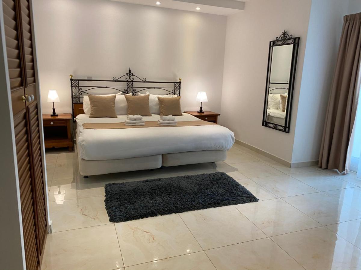 The Pearl Luxury Guest House St. Paul's Bay Buitenkant foto