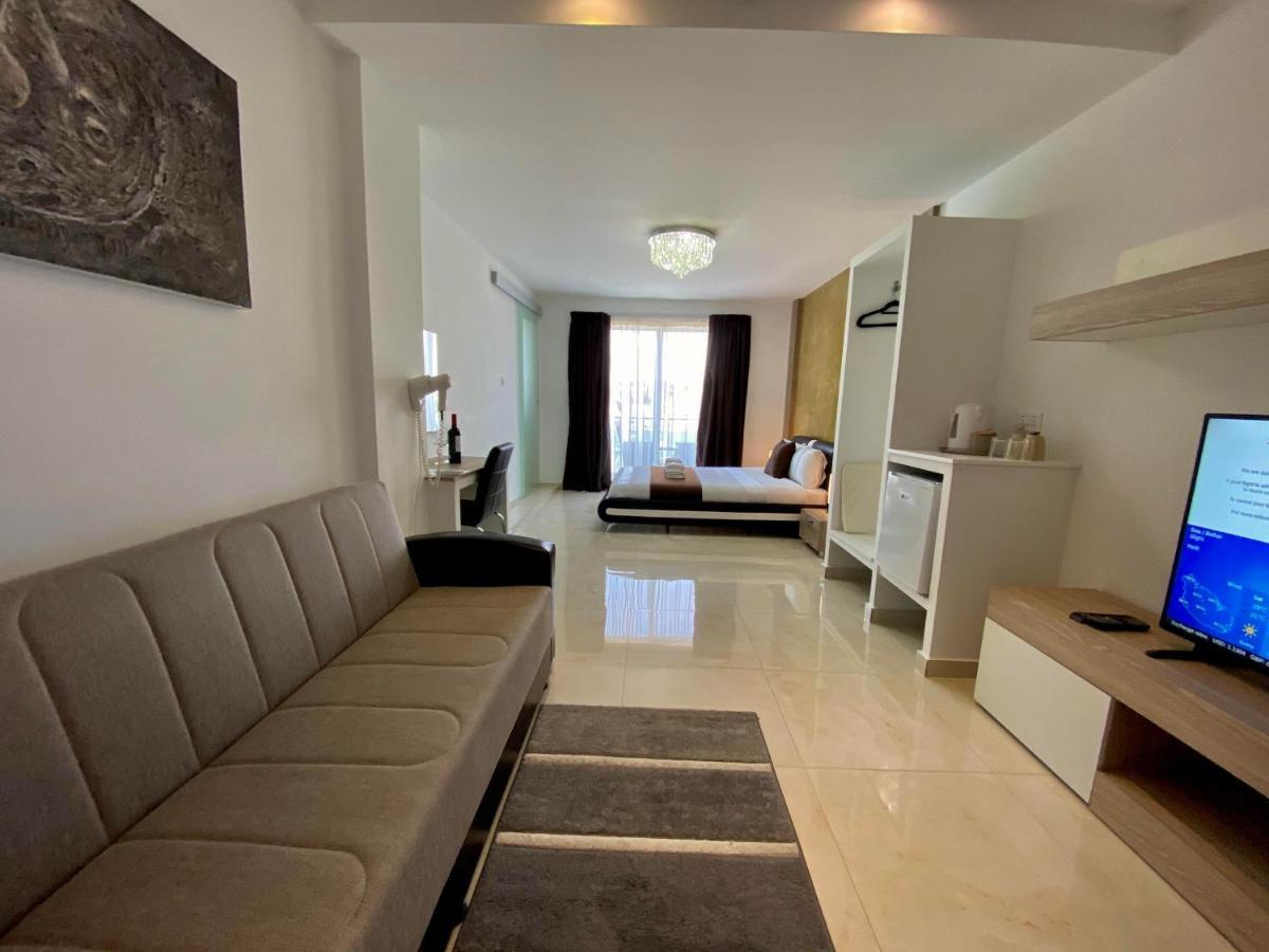 The Pearl Luxury Guest House St. Paul's Bay Buitenkant foto